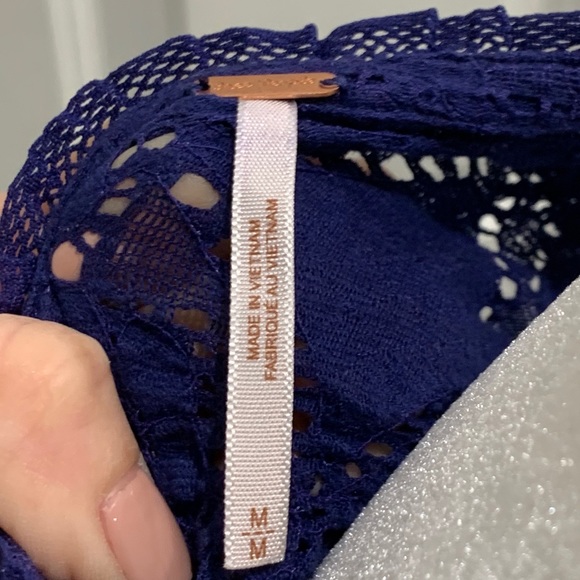 Blouse - Picture 2 of 2